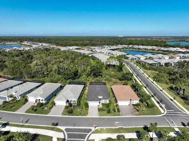 Building Photo - 9982 Beachwalk Dr