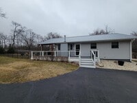 Building Photo - 4125 Spruce St