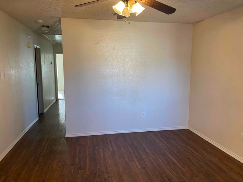 Building Photo - 10257 Aurora Dr