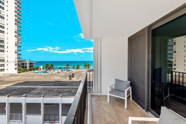 Building Photo - 2401 S Ocean Dr