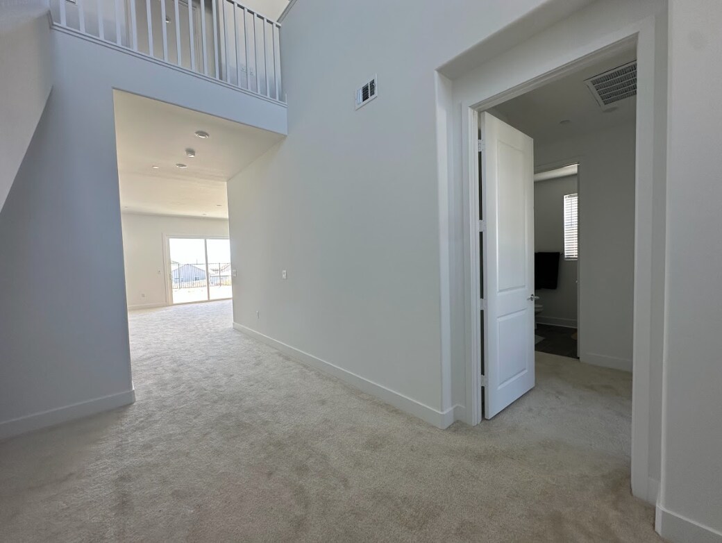 Building Photo - 24392 Calle La Roca