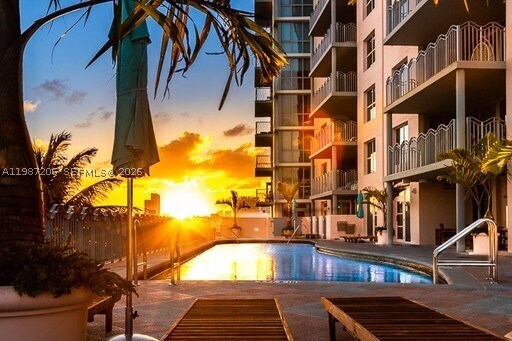 Building Photo - 1500 Ocean Dr