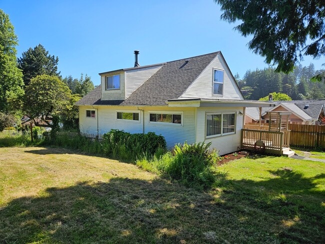 Building Photo - 1180 Highland Ave