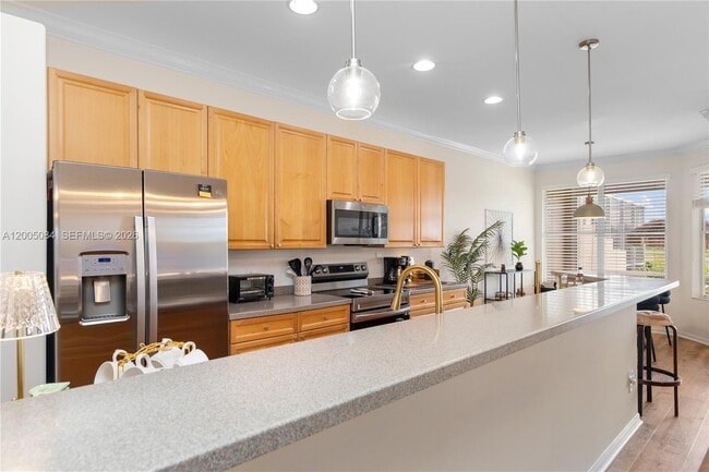 Building Photo - 1896 Crestview Way