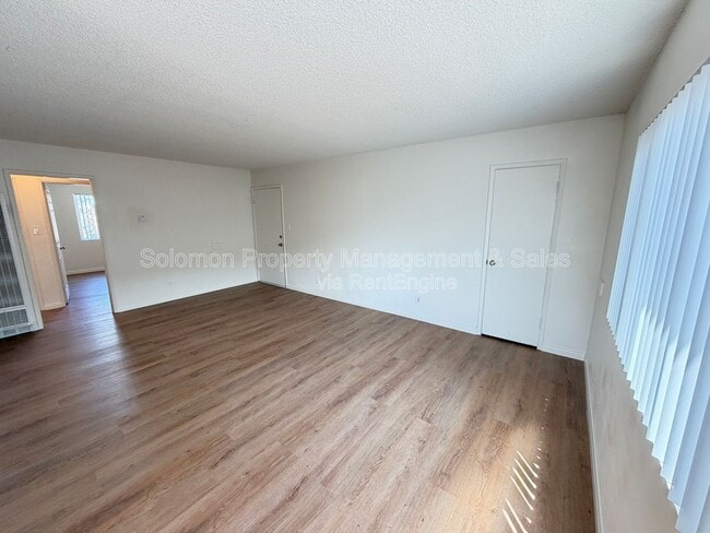 Building Photo - 1311 W Puls St