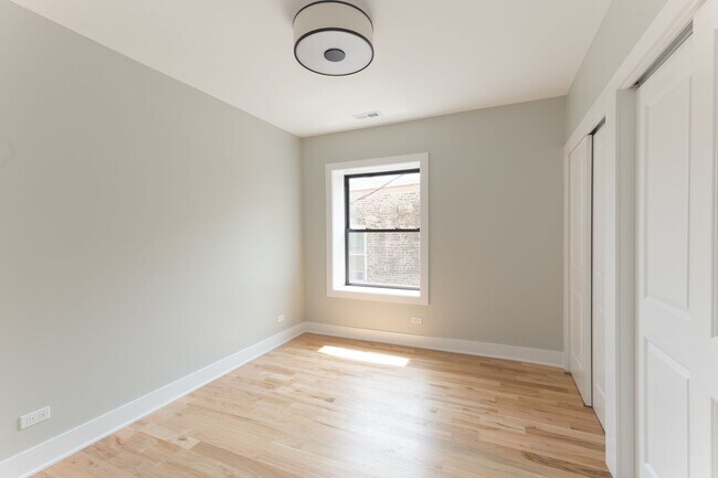 Building Photo - 2537 N Campbell Ave