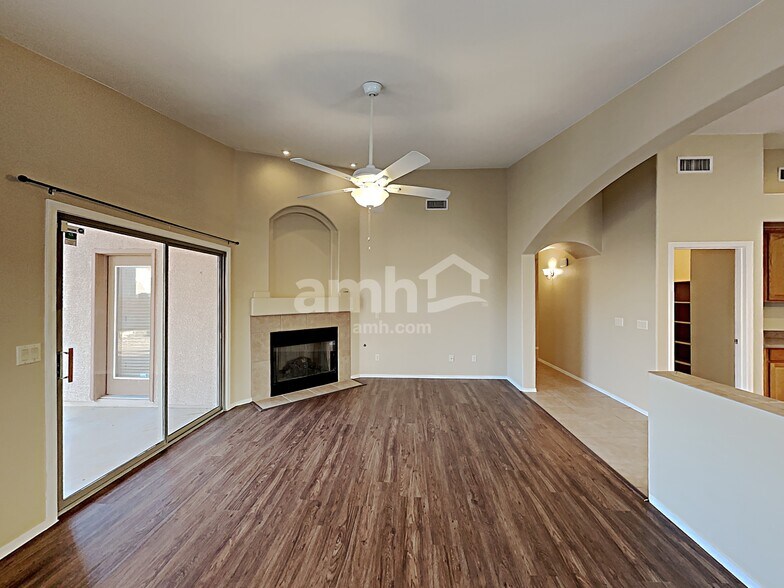 Building Photo - 10808 S Alley Mountain Dr