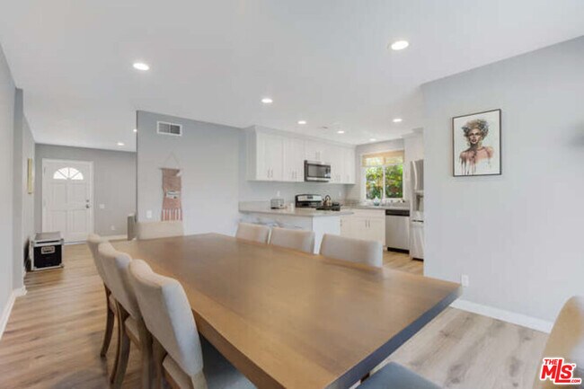 Building Photo - 23925 Pentland Way