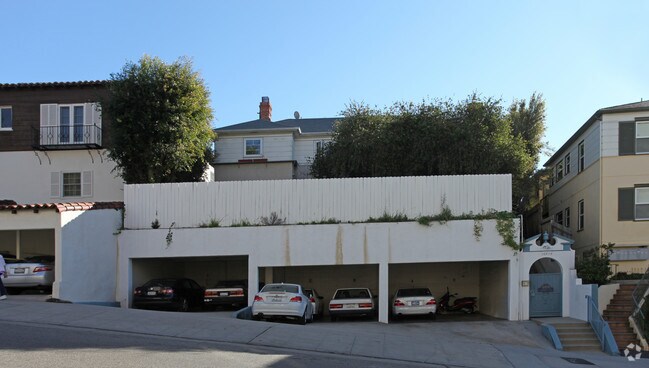 Building Photo - 10974 Strathmore Drive