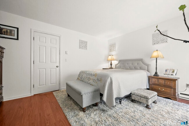 Building Photo - 237 Willow Springs