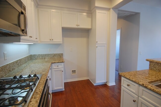 Building Photo - Bright and Spacious Two Bedroom/Two Bath Condo in Talega!! Call Steve Conrad- 949-542-8347