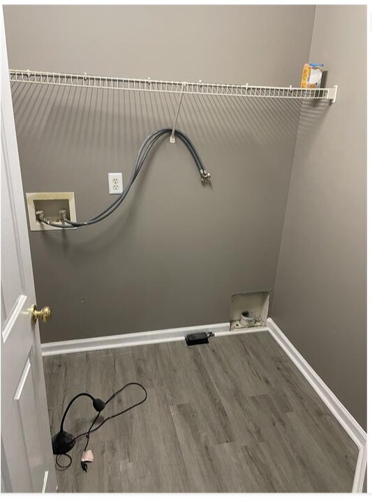 Building Photo - 2441 Bay Harbor Dr