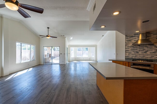 Building Photo - 81329 Avenida Coyote