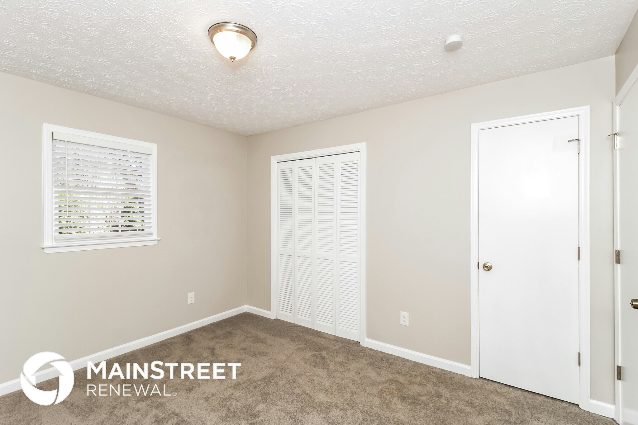 Building Photo - 112 Creekview Dr
