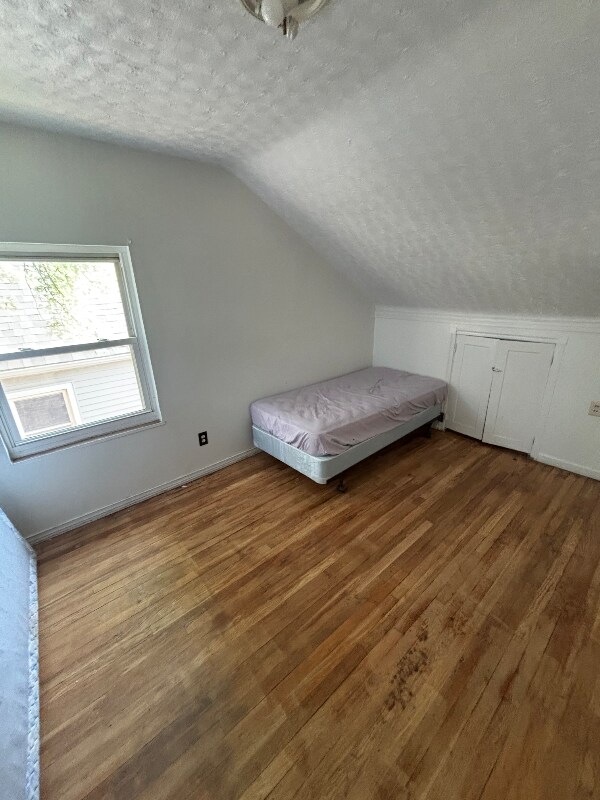 Building Photo - 4661 W 148th St