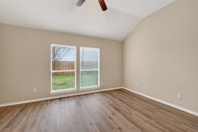 Building Photo - 2114 Thorn Berry Creek Ln