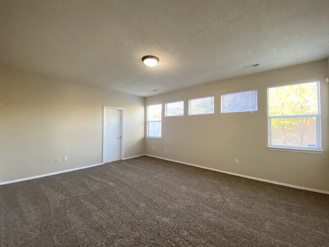 Building Photo - Corner Lot - 3 Car Garage -Enchanted Hills