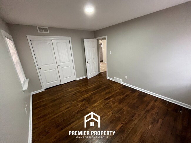 Building Photo - 3816 Cazassa Rd