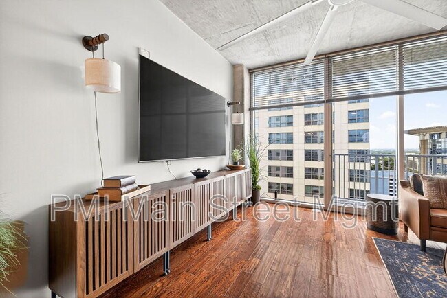 Building Photo - 155 S Court Ave