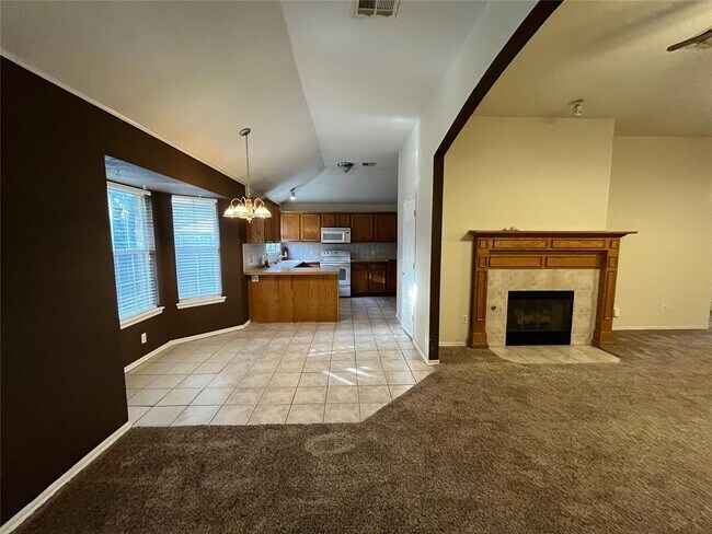 Building Photo - 2045 Rising Hill Dr