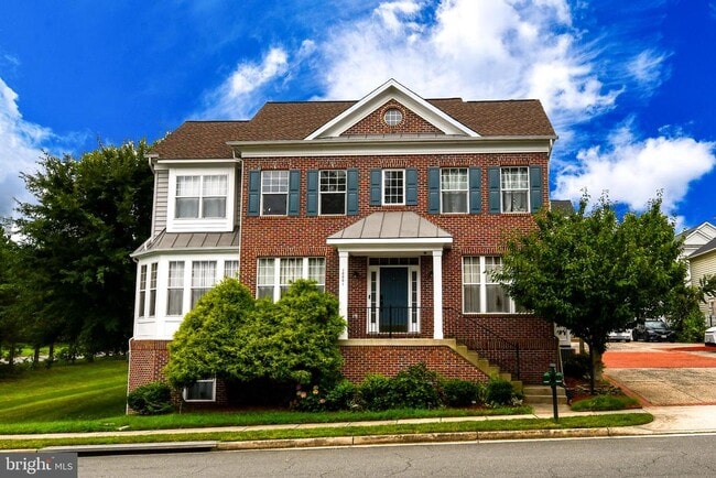 Building Photo - 10001 Orland Stone Dr