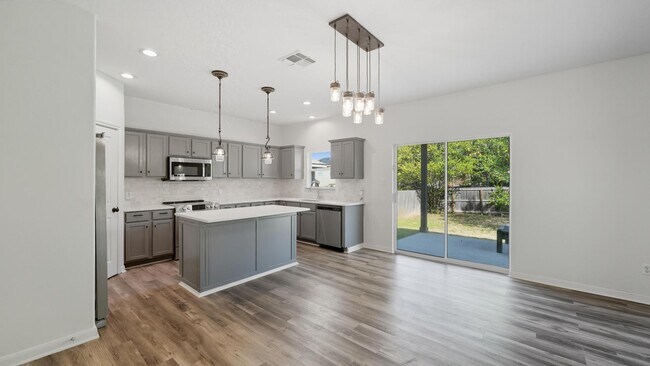 Building Photo - 568 Slippery Rock