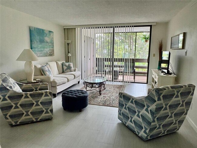 Building Photo - 618 Bayport Wy