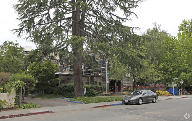 Building Photo - Crane Place Apartments