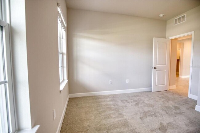 Building Photo - 16419 S Port Harbor Blvd