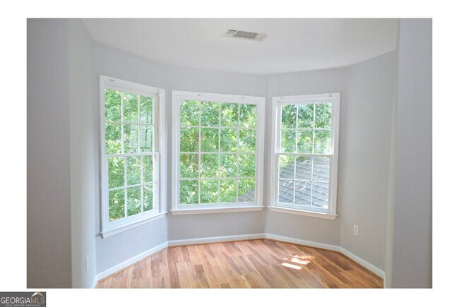 Building Photo - 3885 Waterford Dr