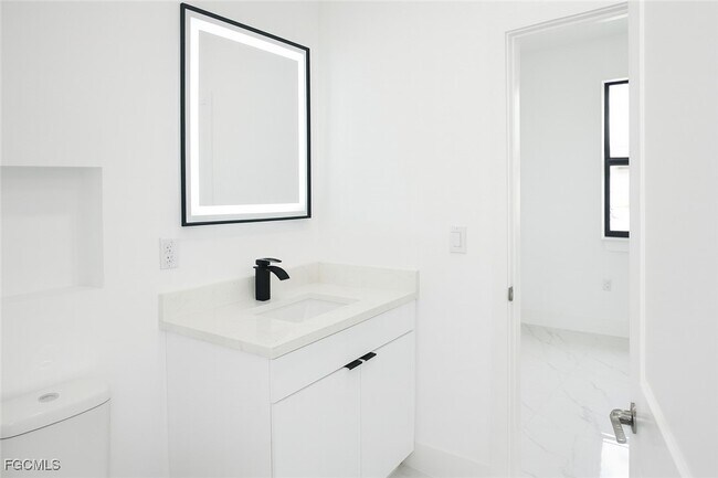 Building Photo - 3813 25th St SW