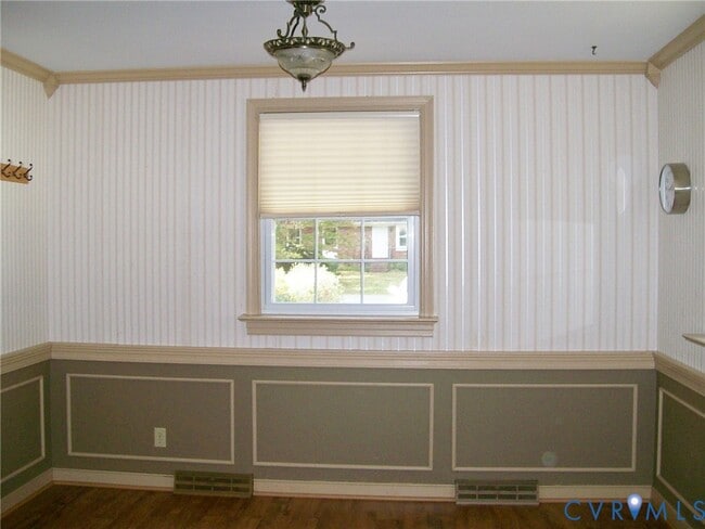 Building Photo - 1243 Peck Rd