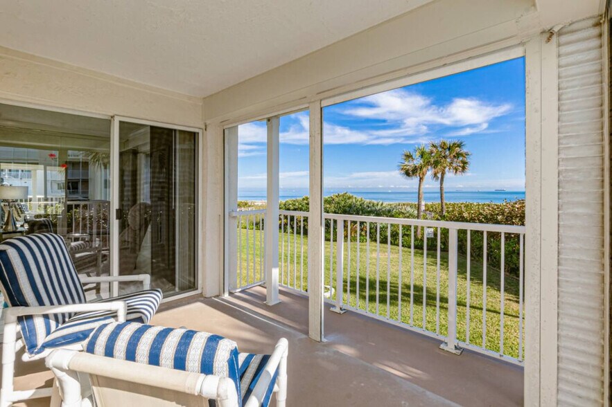 Building Photo - 555 Fillmore Ave