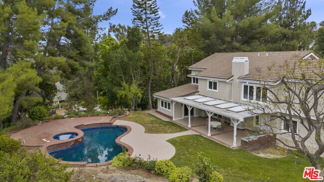 Building Photo - 4055 Nogales Dr