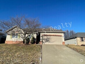 Building Photo - Lovely 3 bedroom home available!  Sequiota...