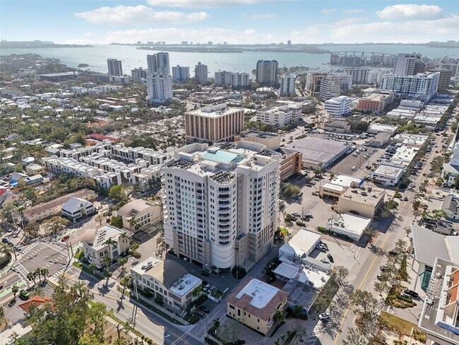 Building Photo - 1771 Ringling Blvd