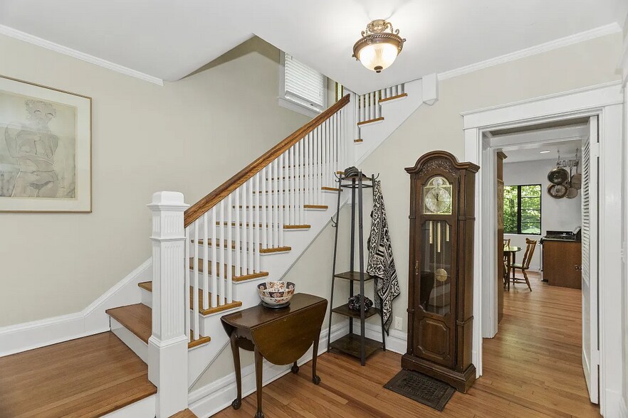 Building Photo - 2353 Ridge Ave