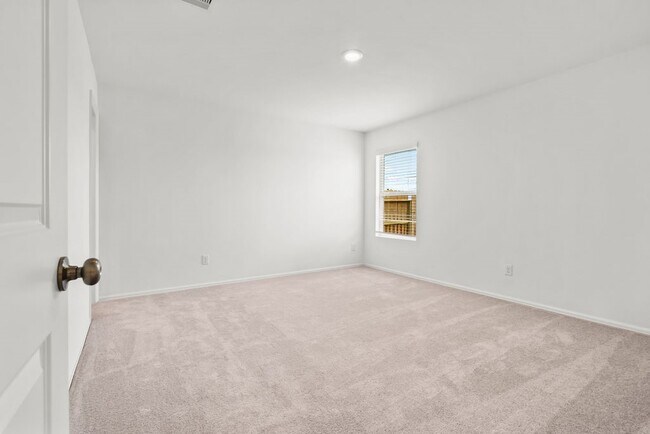Building Photo - 7507 Birch Harvest Dr