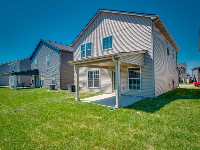 Building Photo - Stunning 2022 Build in Lexington!