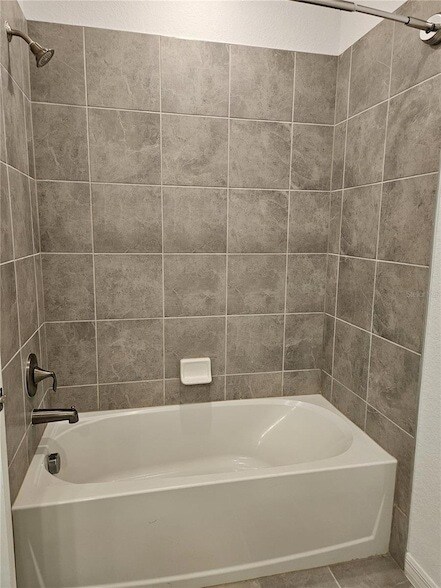 Building Photo - 10031 Crooked Crk Dr