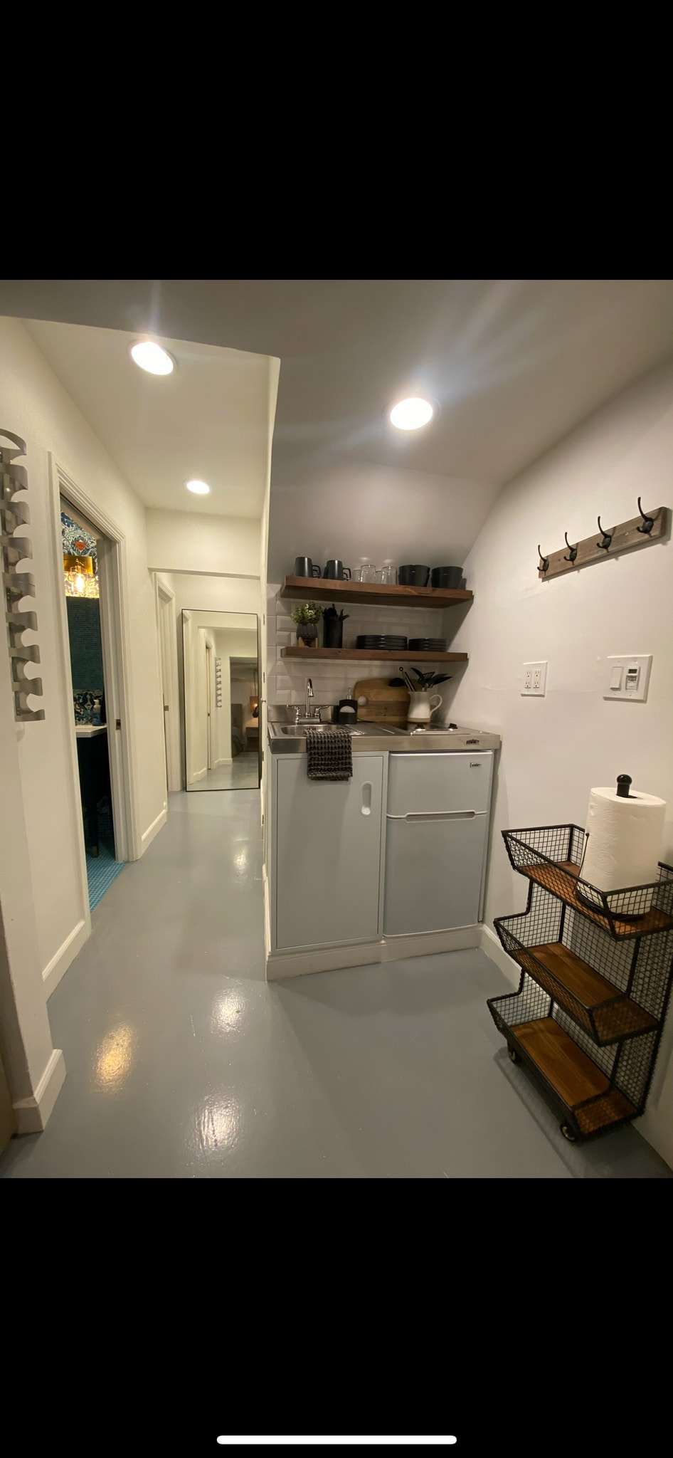 Building Photo - 4105 Pacific Ave