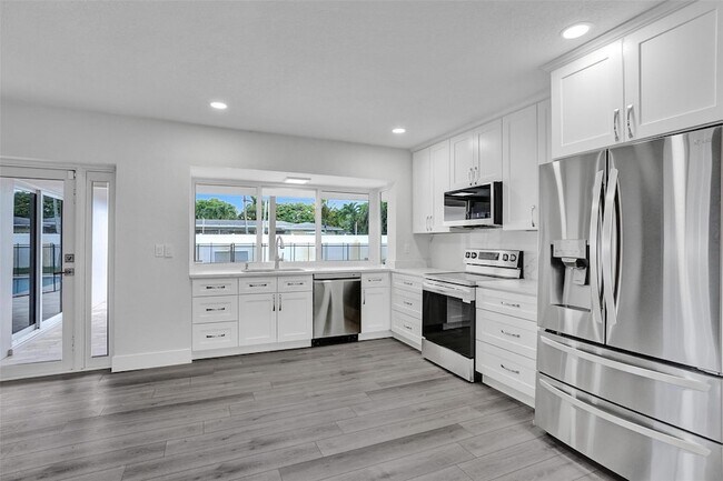 Building Photo - 5361 SW 7th St