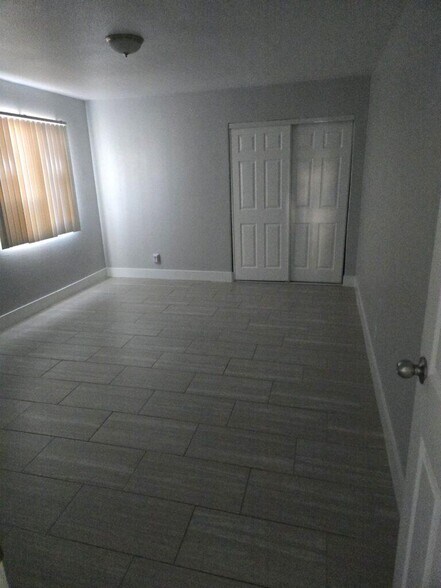 Building Photo - 33 Gold Bar Ct
