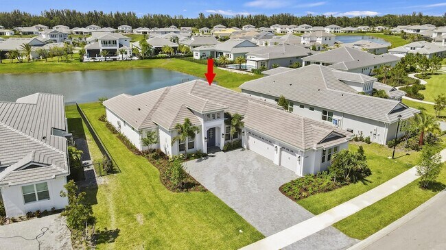 Building Photo - 14823 Wildwood Cir