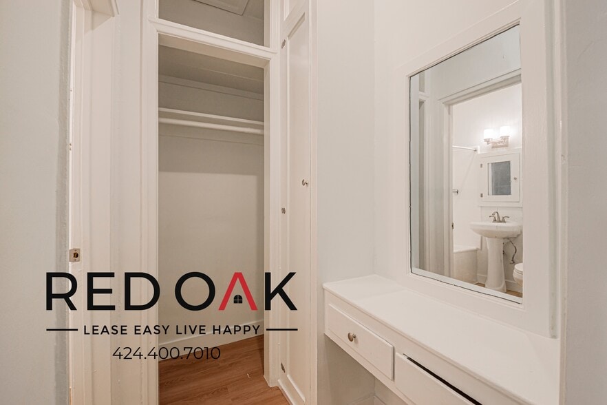 Building Photo - 1818 Whitley Ave