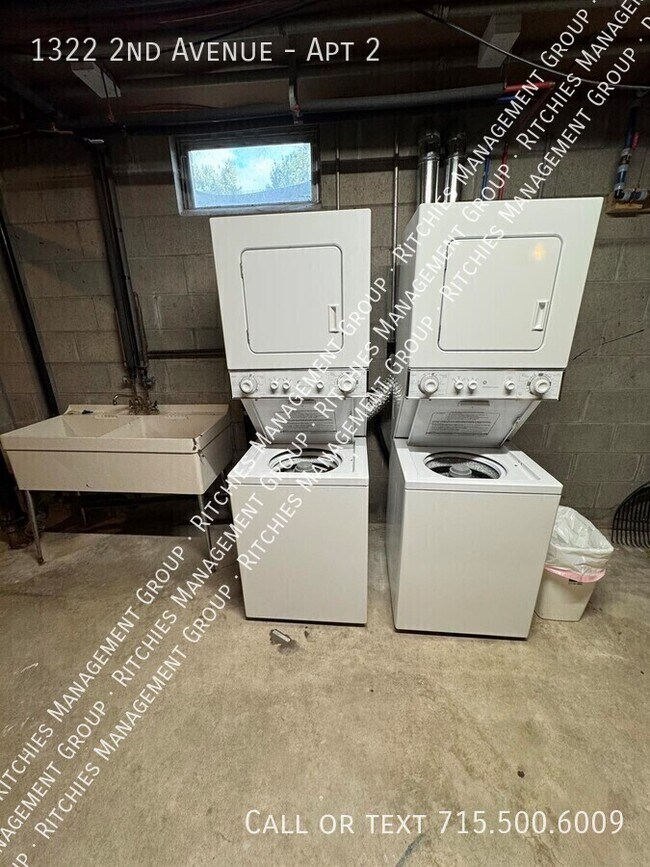 Building Photo - 1322 2nd Ave