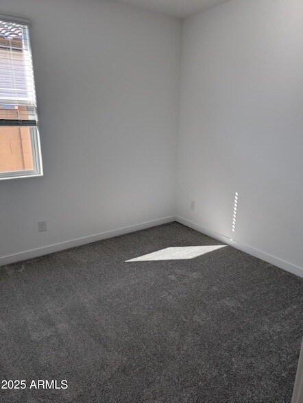 Building Photo - 3113 S 156th Ave