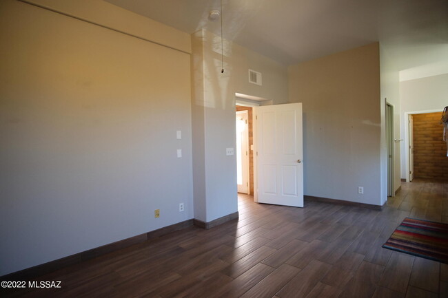 Building Photo - 10514 E Seven Generations Way