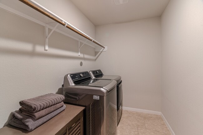 Building Photo - 14207 Irvine Rnch Trl