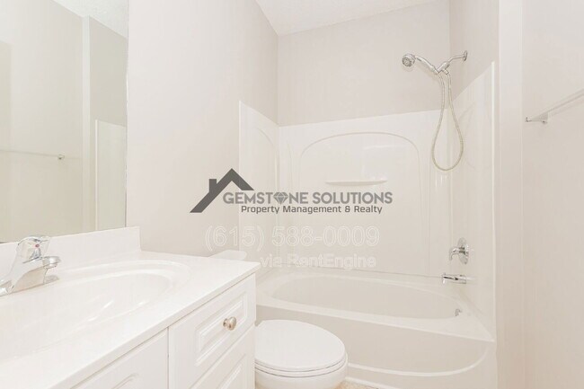 Building Photo - 1006 Prince St